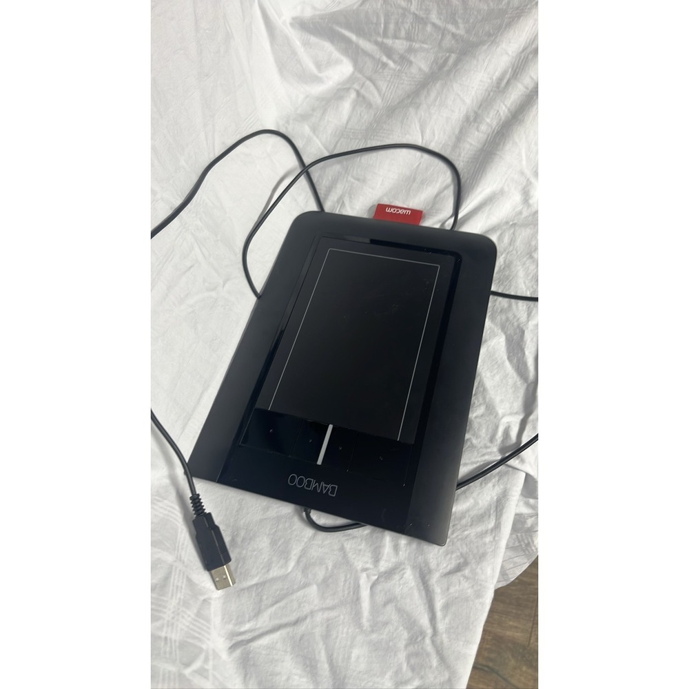 Wacom Bamboo CTL-460 Digital Graphics Drawing Tablet USB No Pen